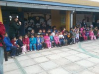 /album/a2012-alumnos-esc-esp-nva-esperanza-junto-a-los-perros-de-trabajo-visitan-jardin-infantil/foto0101-jpg1/